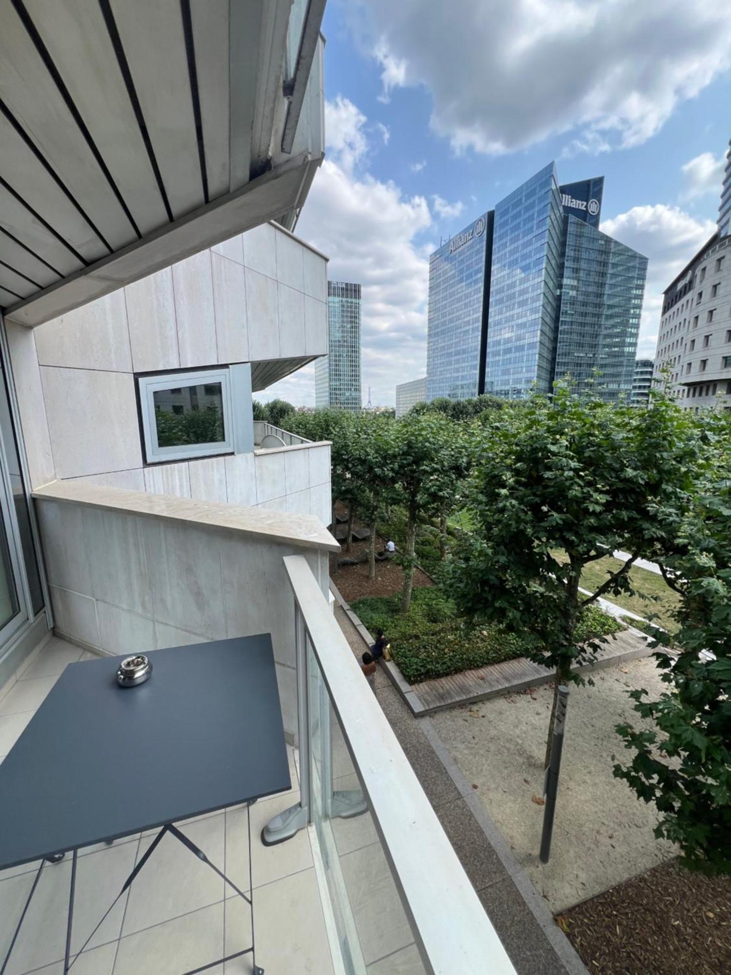 Paris La Defense - 3