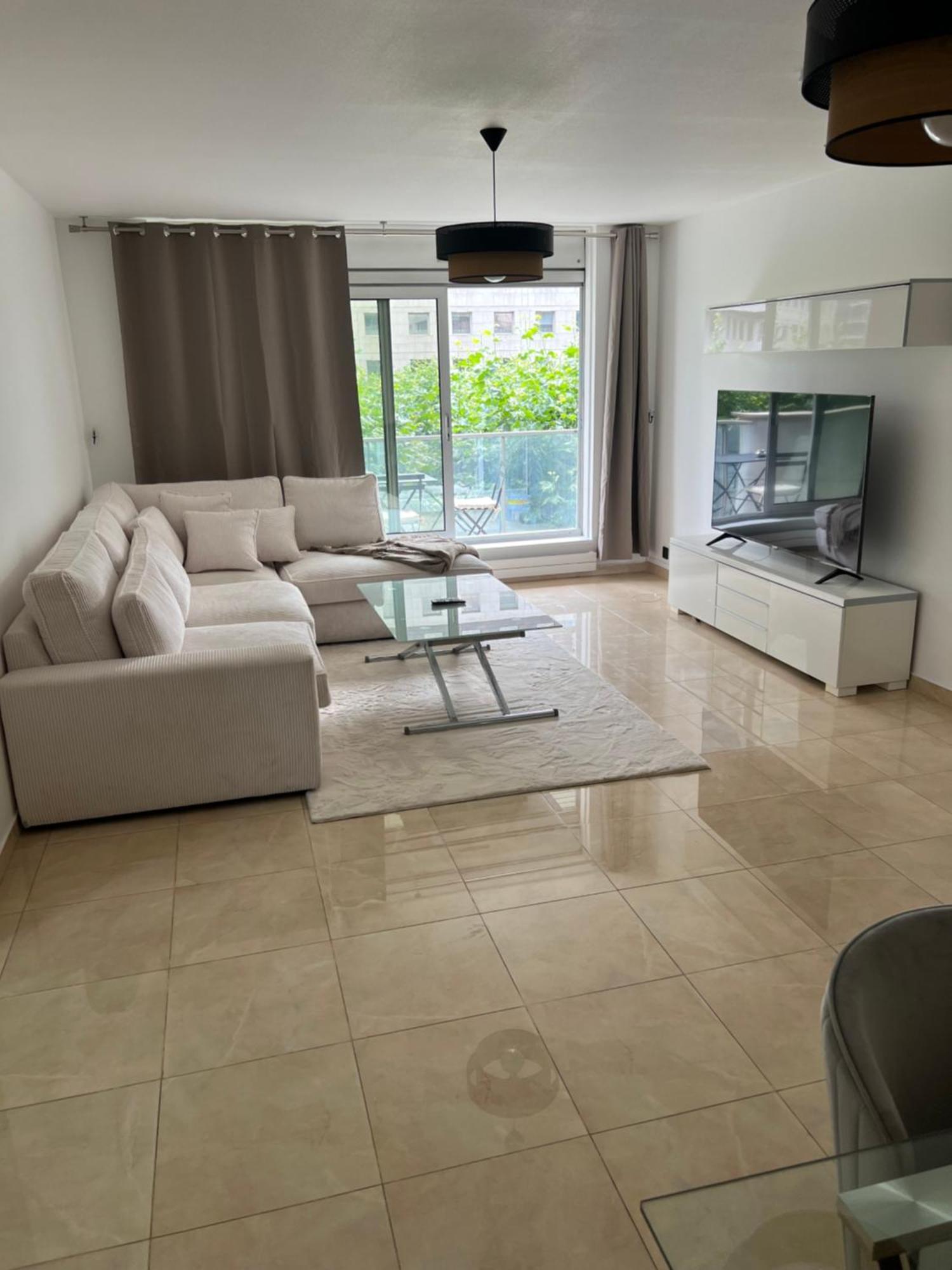 Appartement Paris La Defense - 3 *